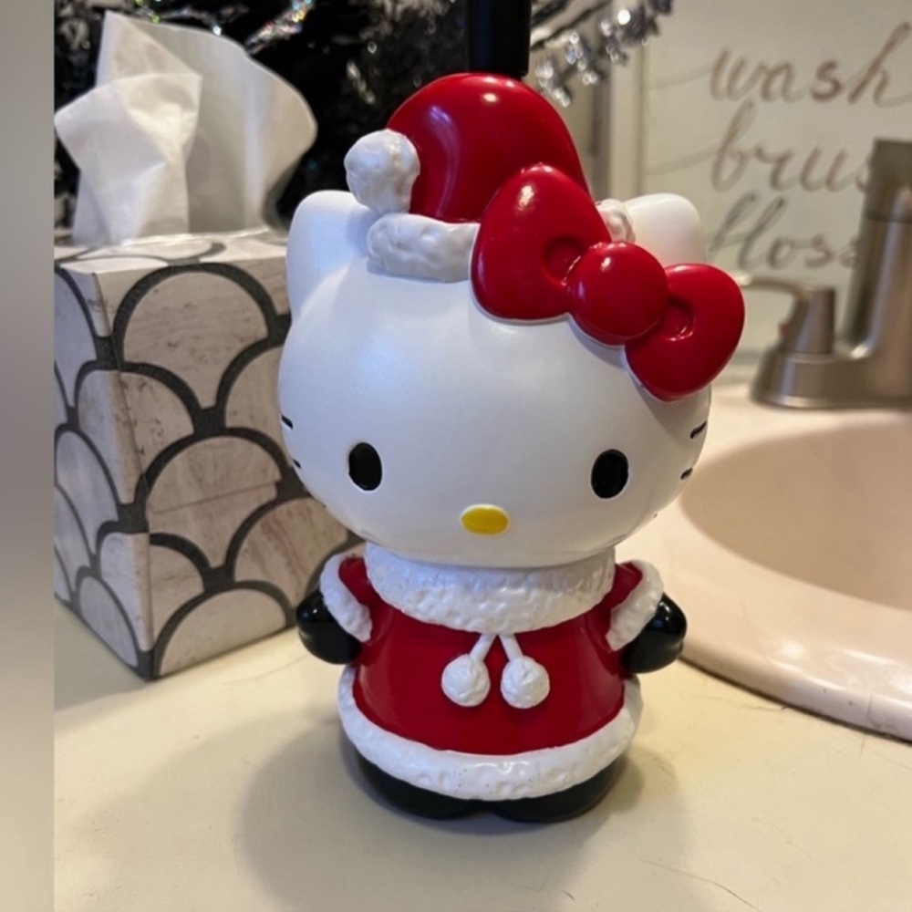 Viral Hello Kitty